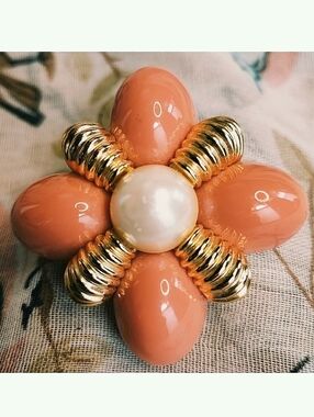 Joan Rivers Coral Cabochon Gold Tone Electroplate Vintage Faux Pearl Brooch